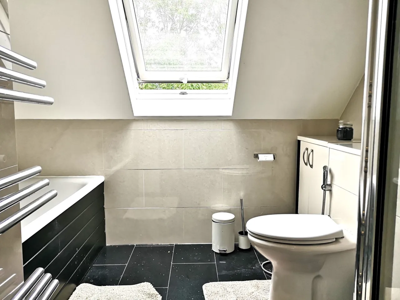 Dollis Road, photo 8