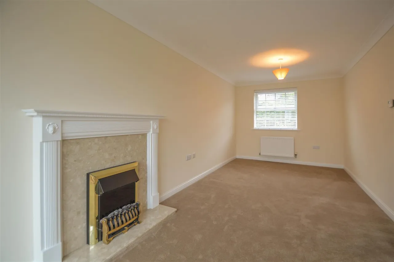 Henry Close, Haverhill, CB9, photo 4