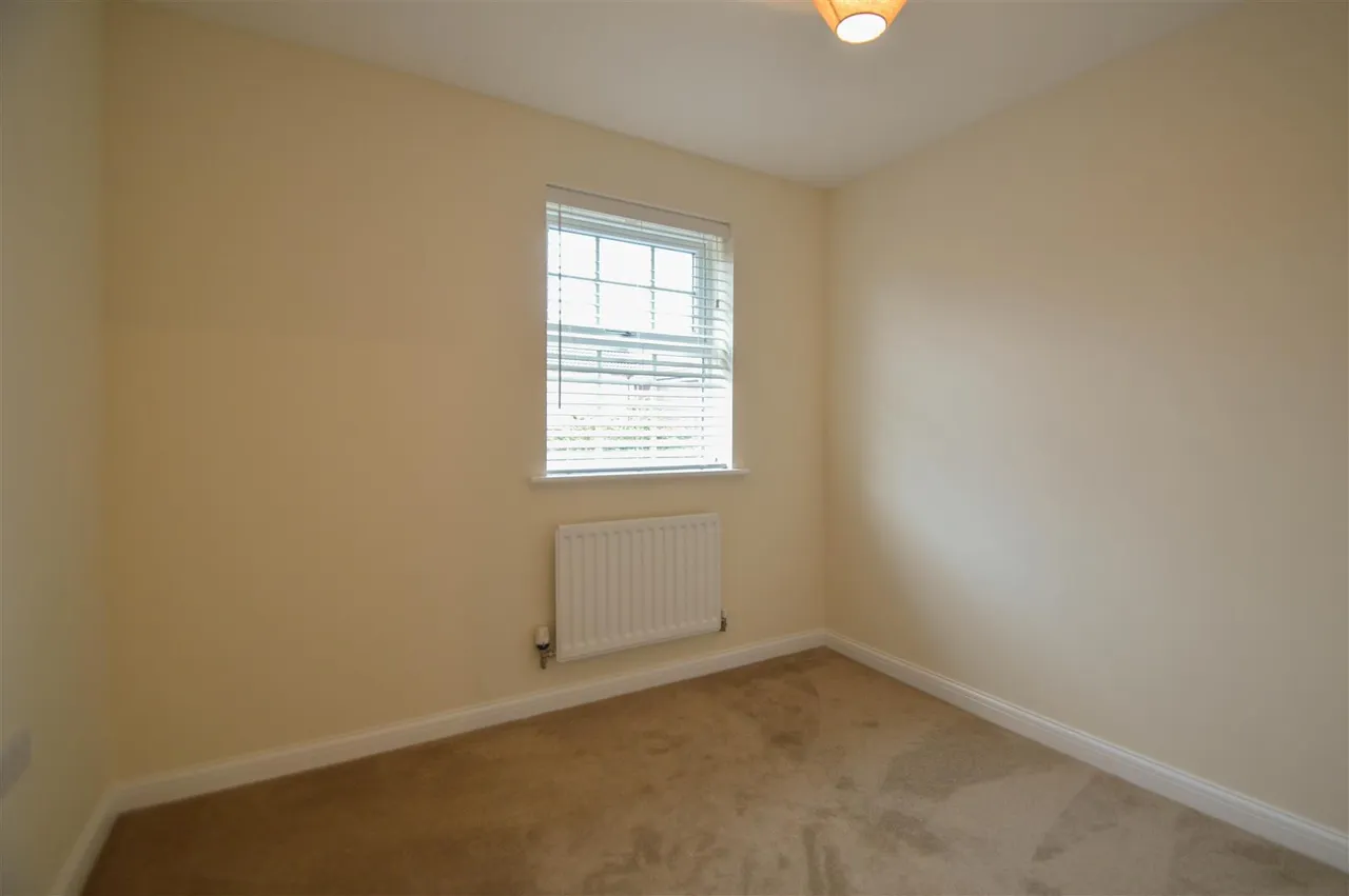 Henry Close, Haverhill, CB9, photo 6