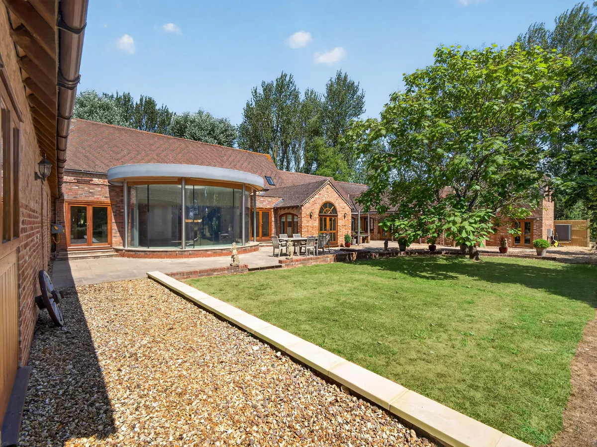 Boddington Road, Claydon Banbury, OX17, photo 49