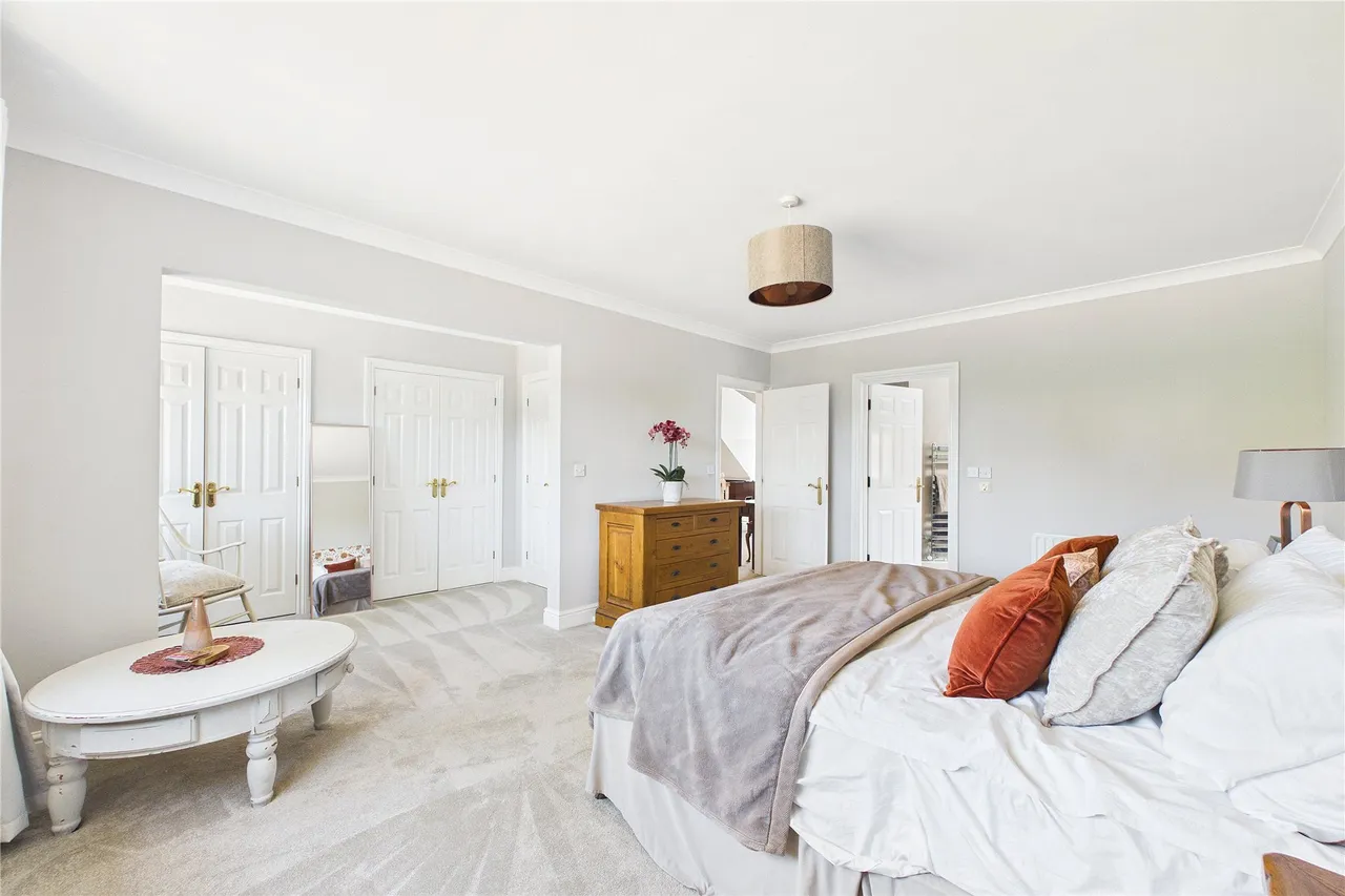 Chapel Lane, Bagshot, GU19, photo 11