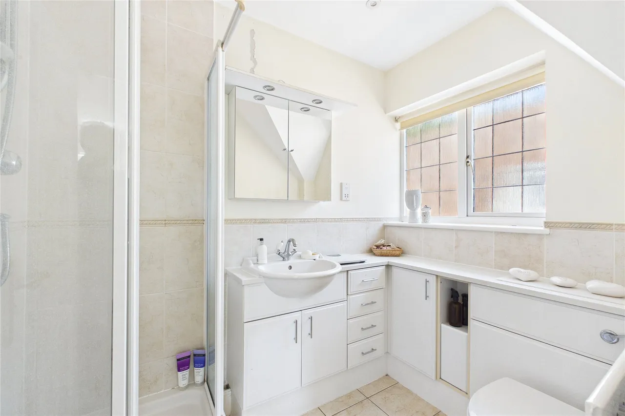 Chapel Lane, Bagshot, GU19, photo 19