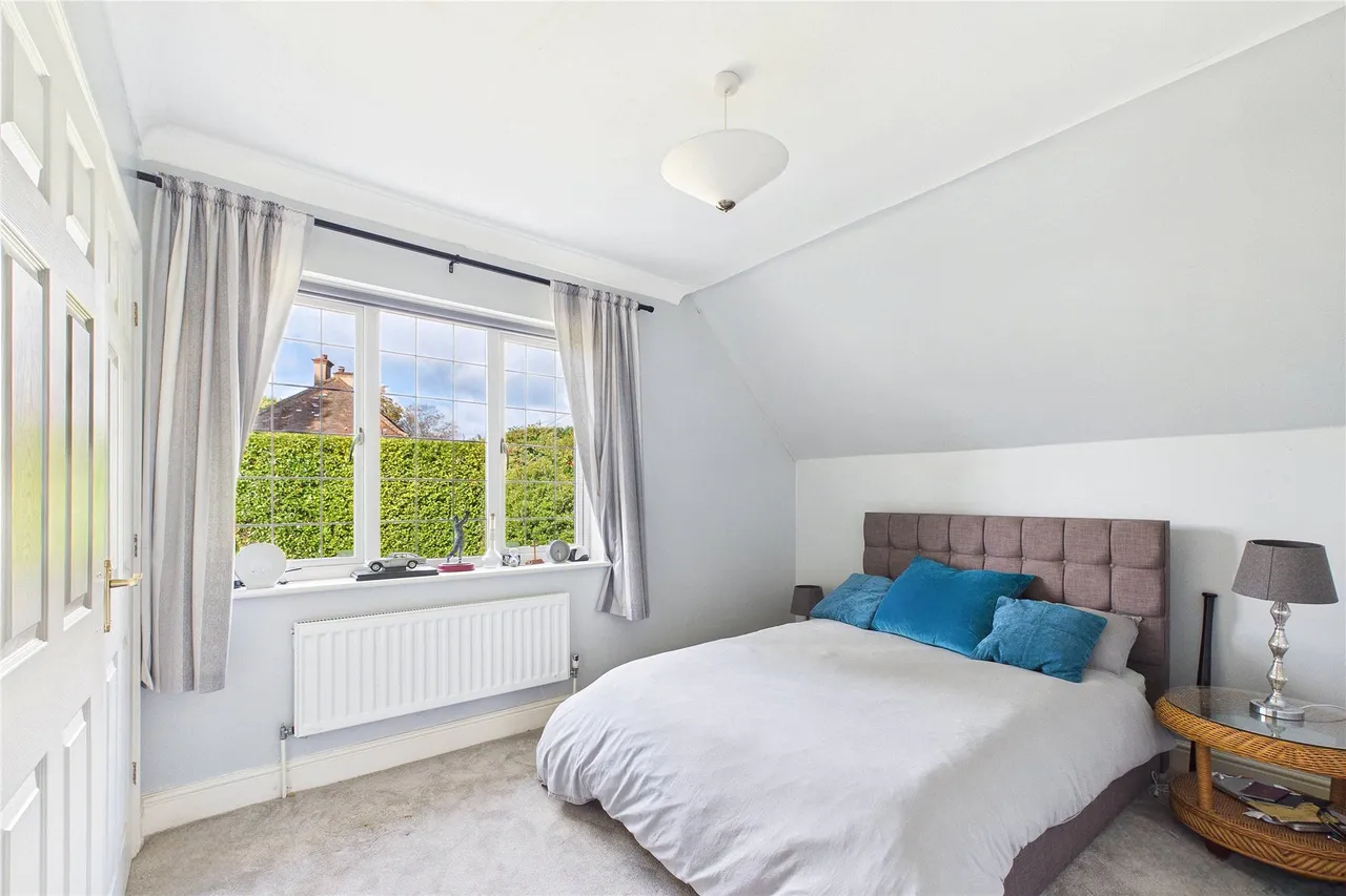 Chapel Lane, Bagshot, GU19, photo 17