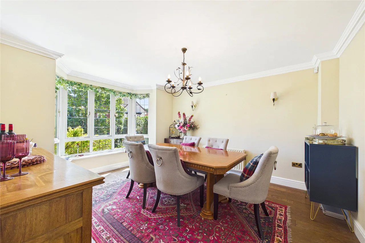 Chapel Lane, Bagshot, GU19, photo 6