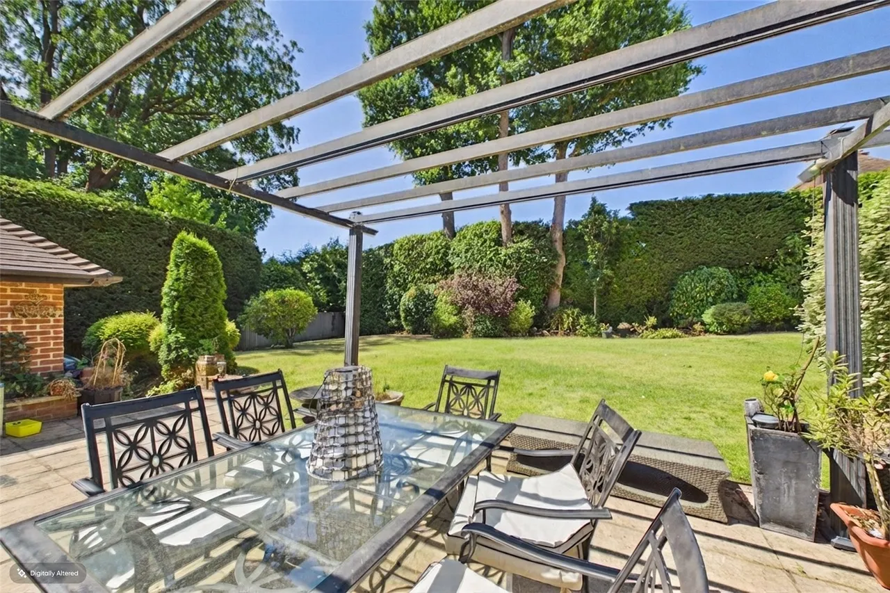 Chapel Lane, Bagshot, GU19, photo 29
