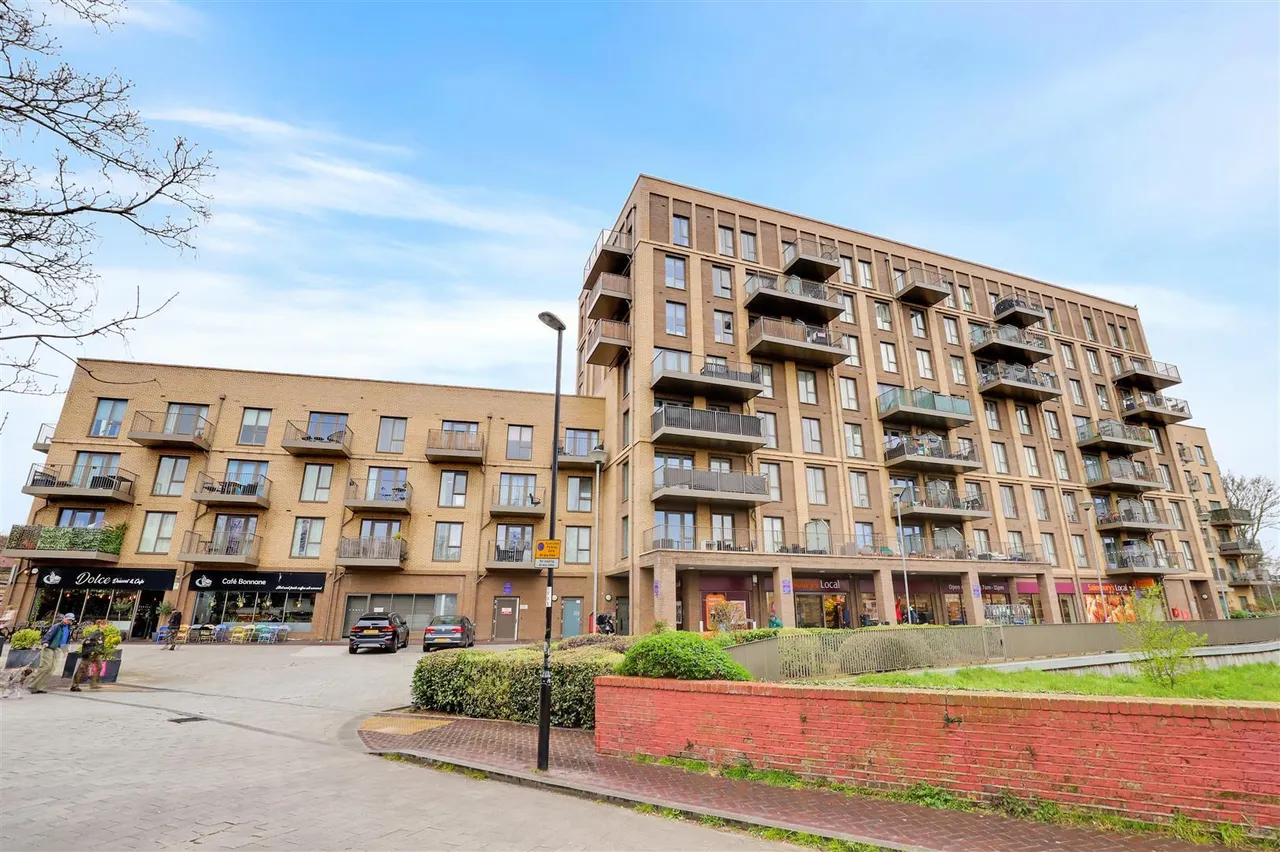 Adenmore Road, Catford, SE6, photo 2