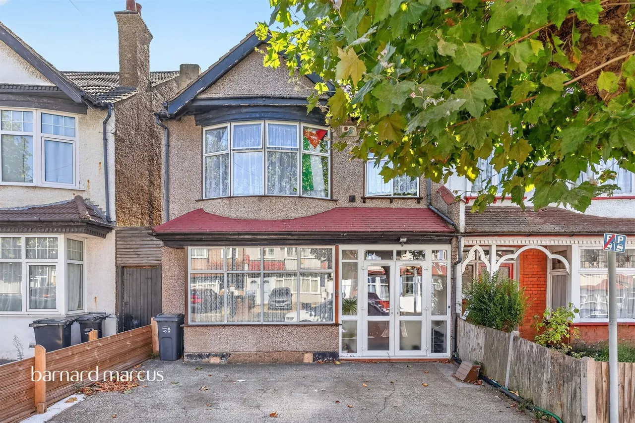 6 bed house for sale — Galpins Road, Thornton Heath