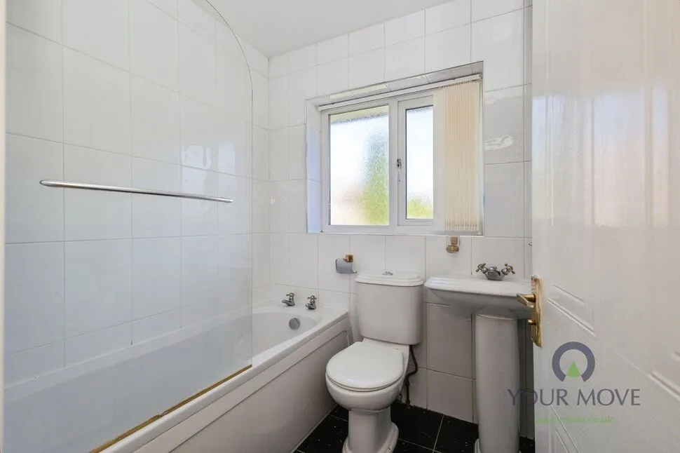 Hughley Close, Royton, OL2, photo 8