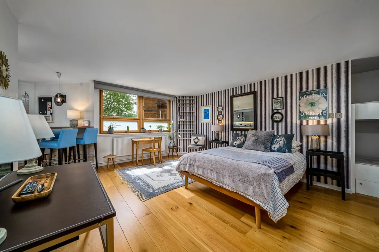flat for sale, Blantyre Walk, Chelsea, SW10
