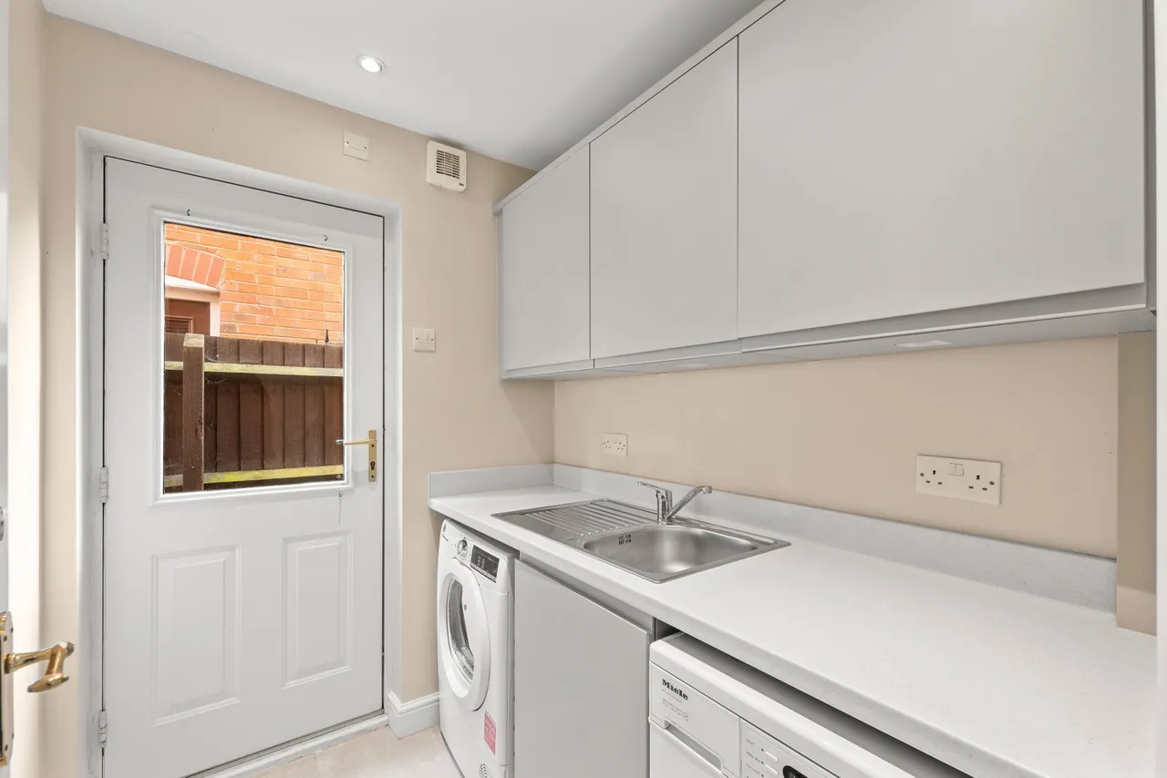 Hawthorn Close, Bleasby, NG14, photo 15
