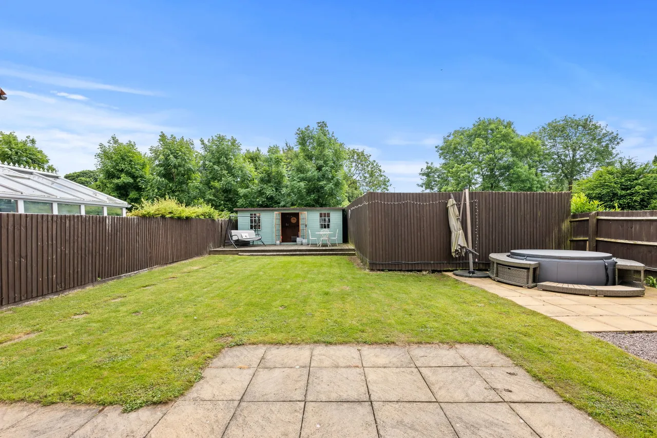 Hawthorn Close, Bleasby, NG14, photo 41