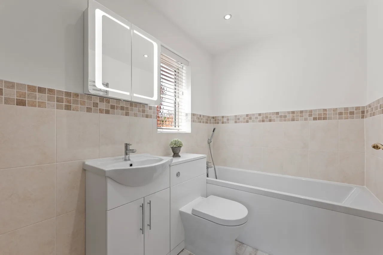 Hawthorn Close, Bleasby, NG14, photo 28