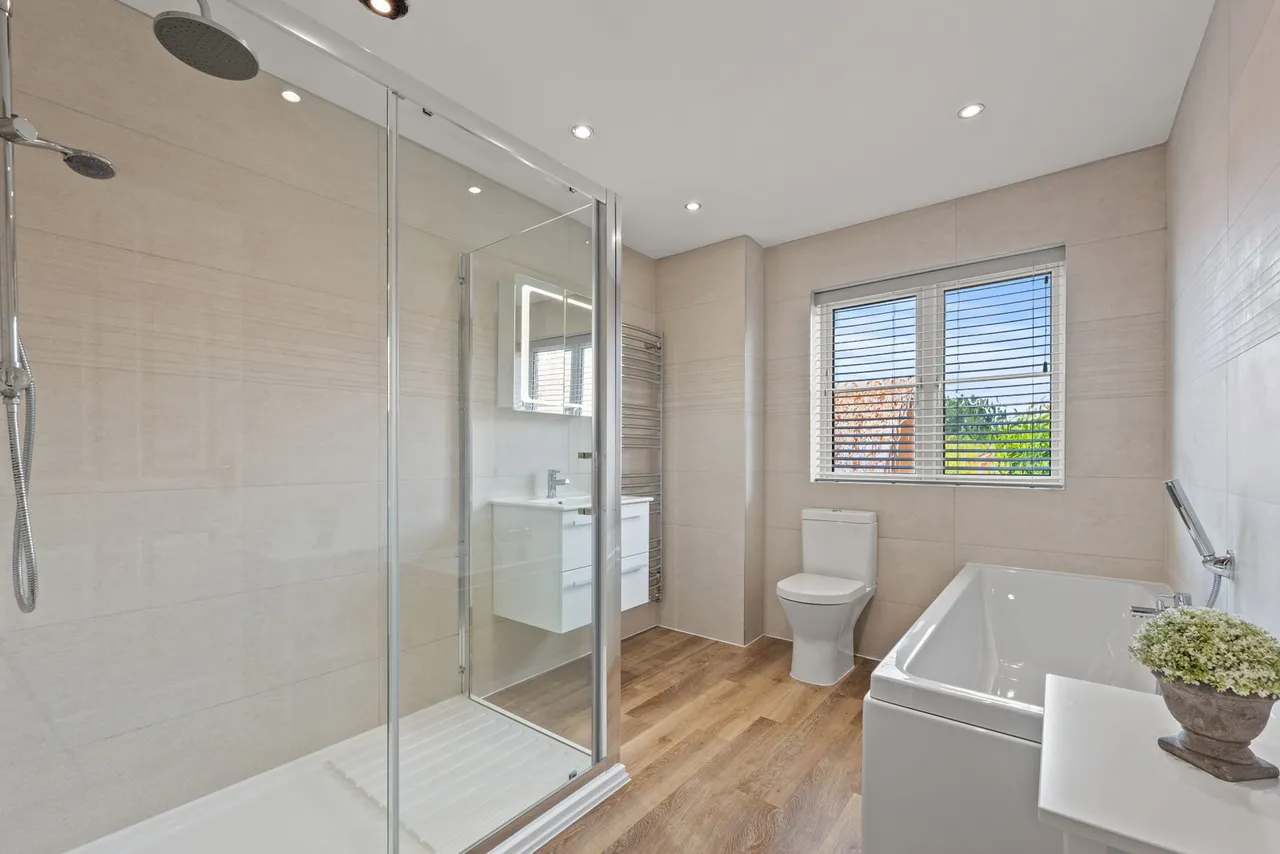 Hawthorn Close, Bleasby, NG14, photo 4