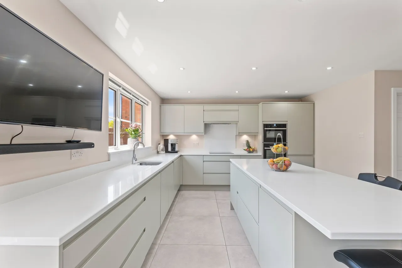 Hawthorn Close, Bleasby, NG14, photo 14