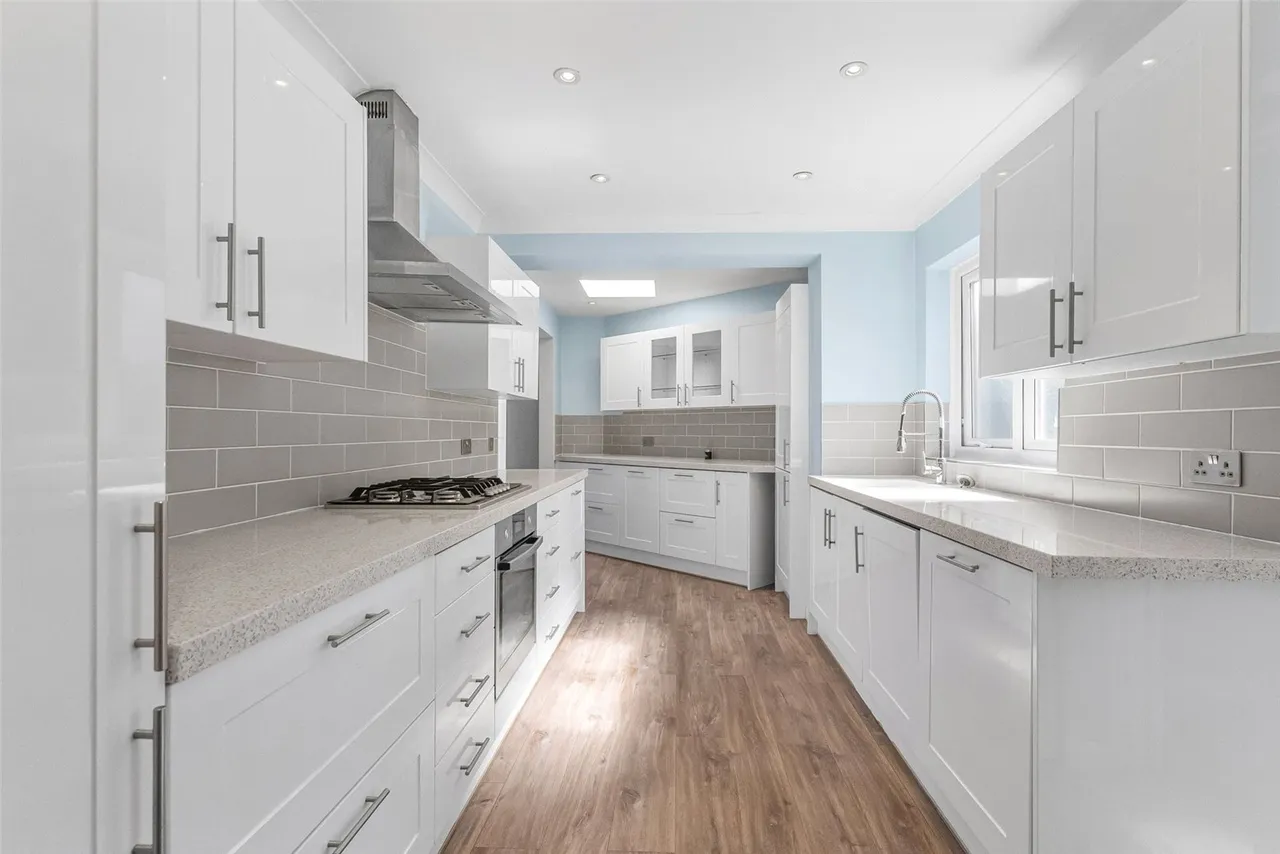 Wembley Road, Hampton, TW12 2QE, photo 6