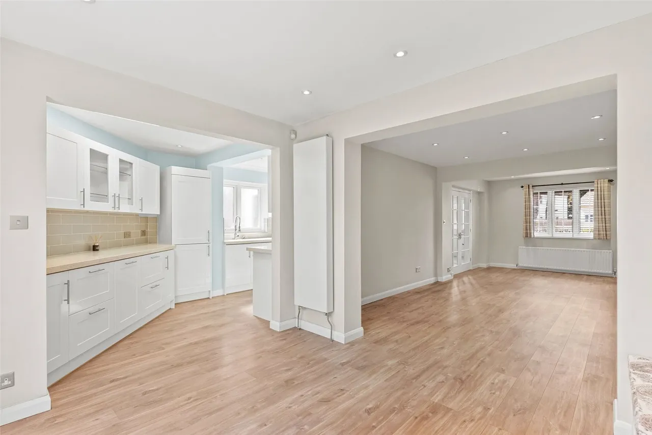 Wembley Road, Hampton, TW12 2QE, photo 8