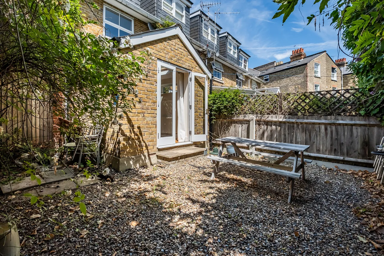 Iveley Road, London, SW4, photo 4