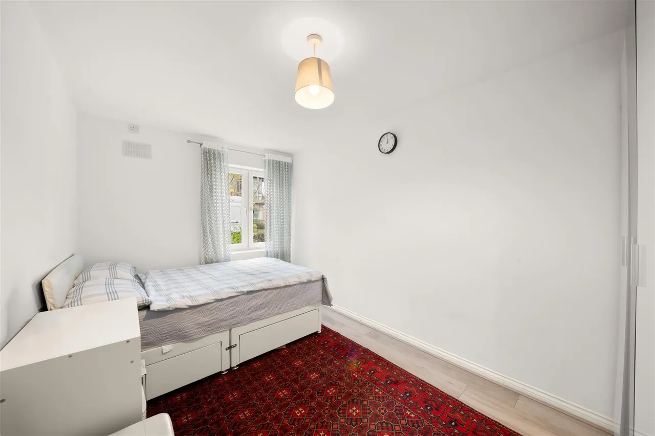 Bennett Close, Hounslow, photo 7