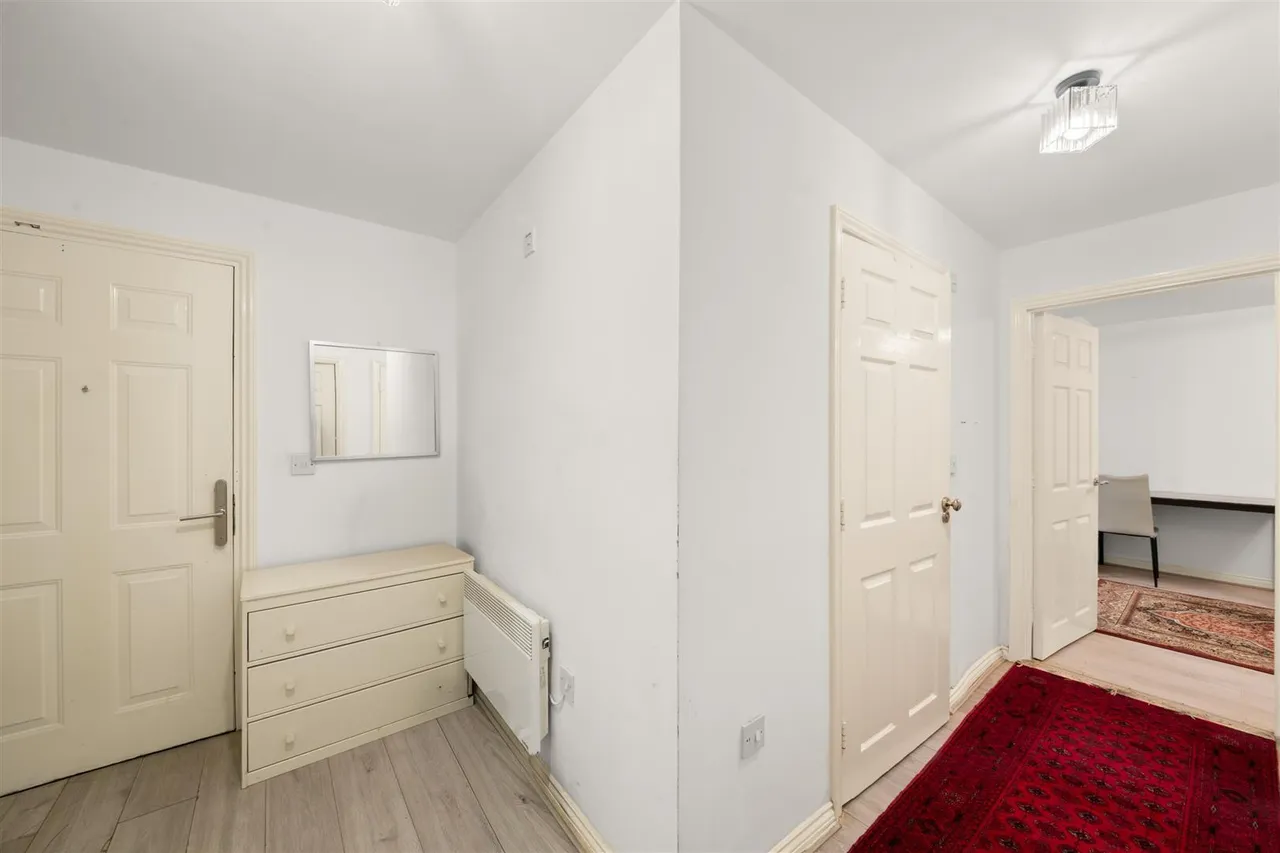 Bennett Close, Hounslow, photo 8