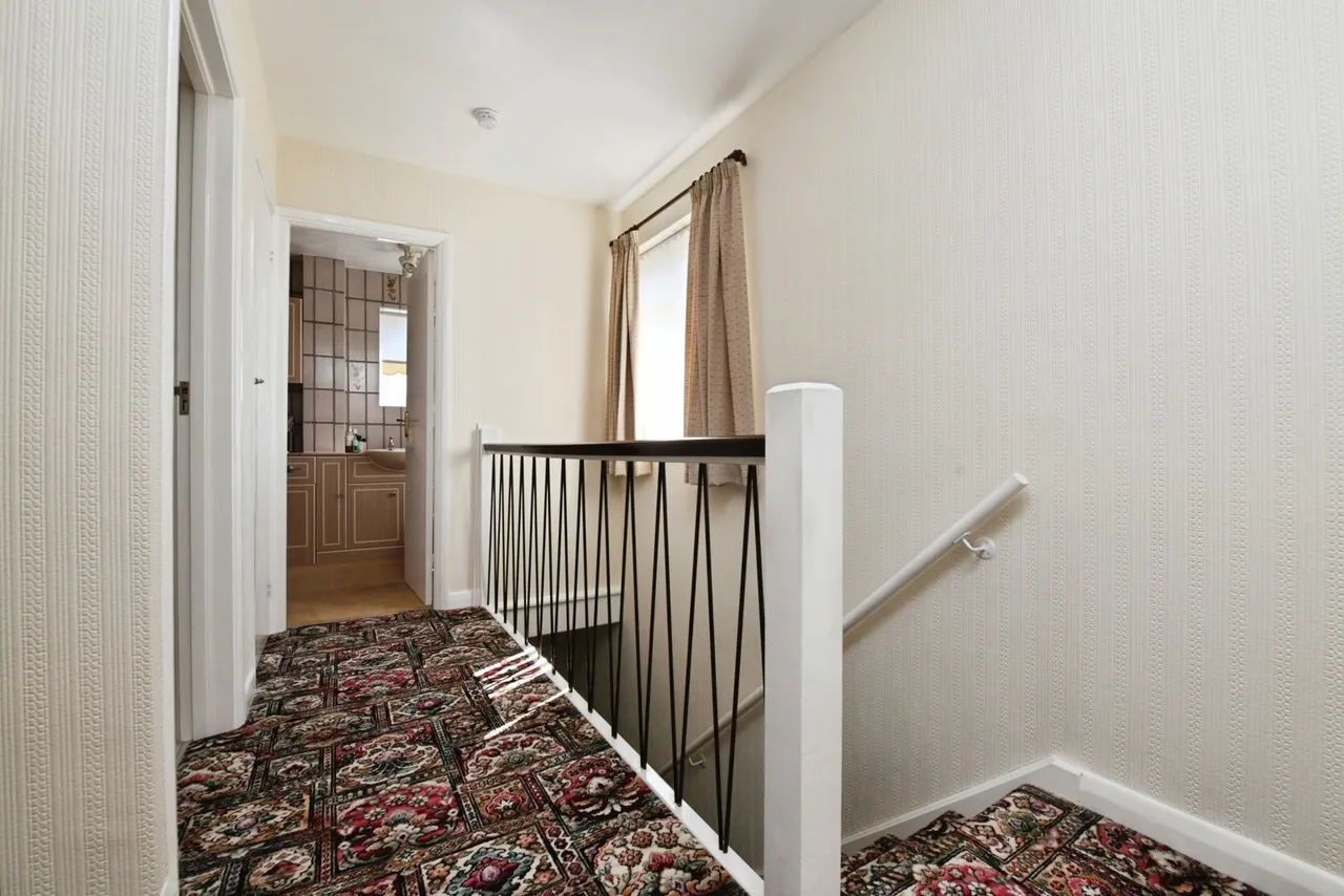 The Gardens, BRENTWOOD, Essex, CM15, photo 22