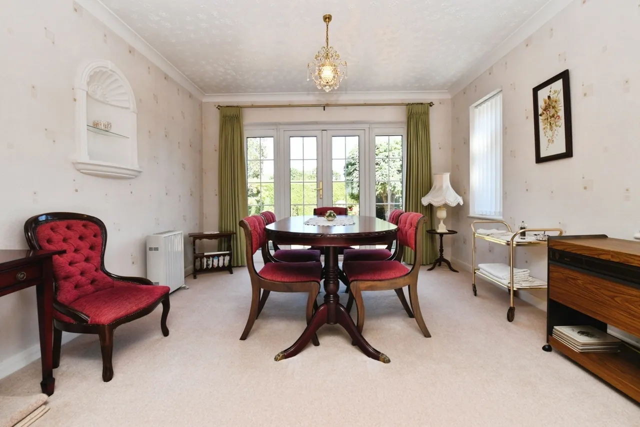 The Gardens, BRENTWOOD, Essex, CM15, photo 11