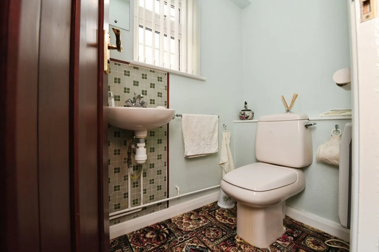 The Gardens, BRENTWOOD, Essex, CM15, photo 21