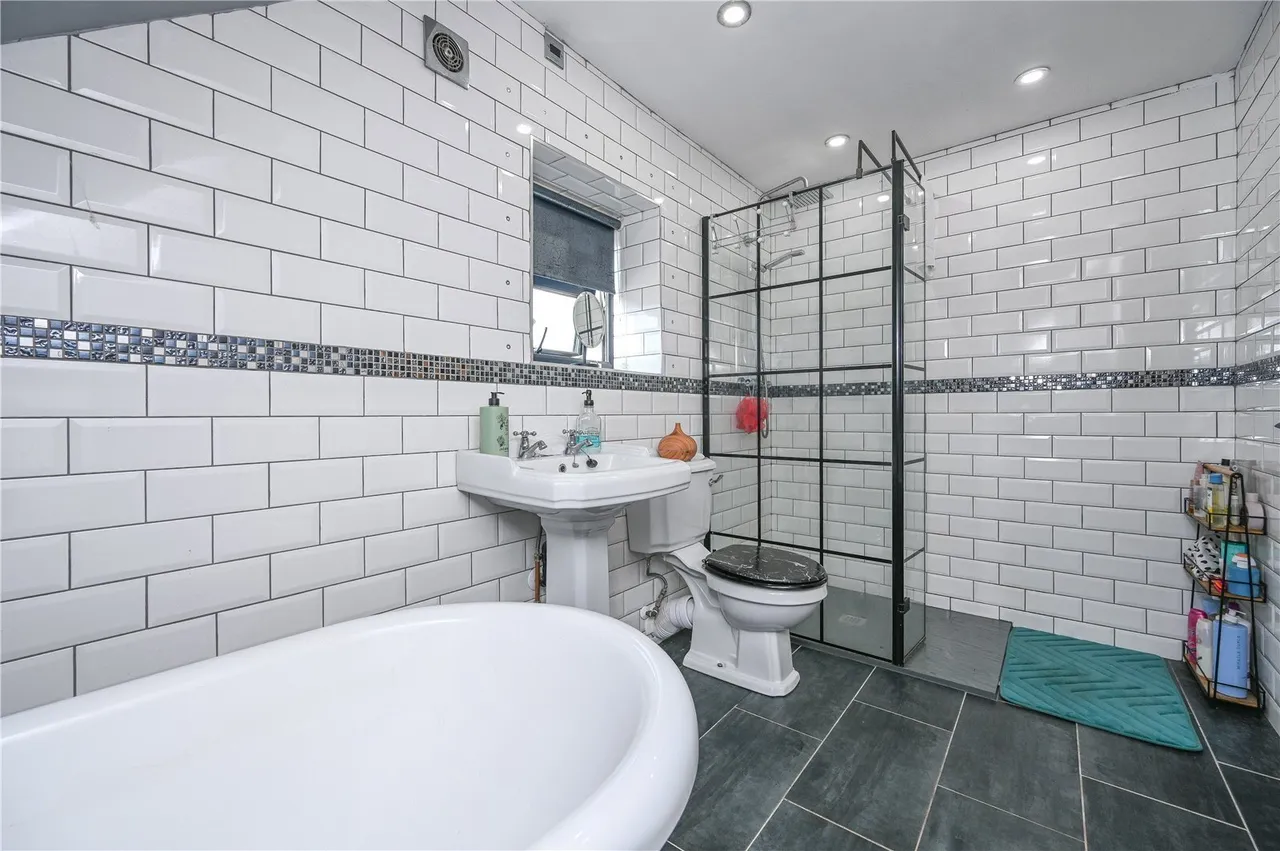 Dodds Lane, Maghull, L31, photo 22