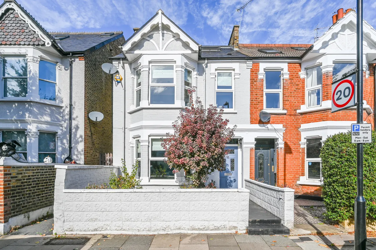 4 bed house to rent, London, W13