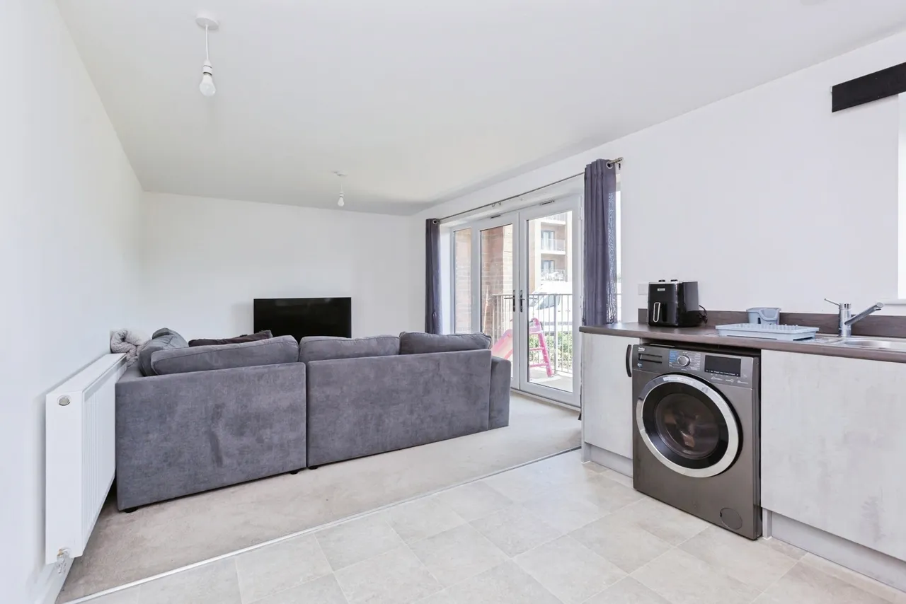 Round Meadow Road, Leicester, LE4, photo 7