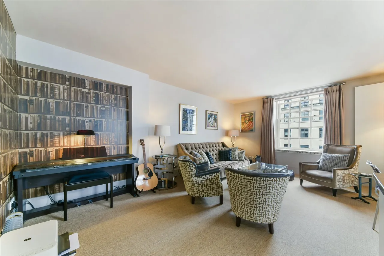 1 bed flat to rent, Wild Street, London, WC2B