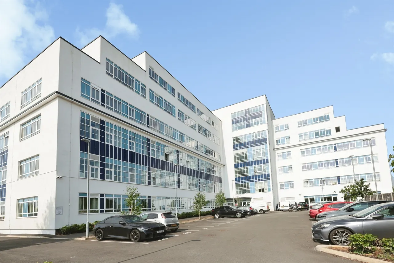 Cherry Tree Road, Watford, WD24, photo 11