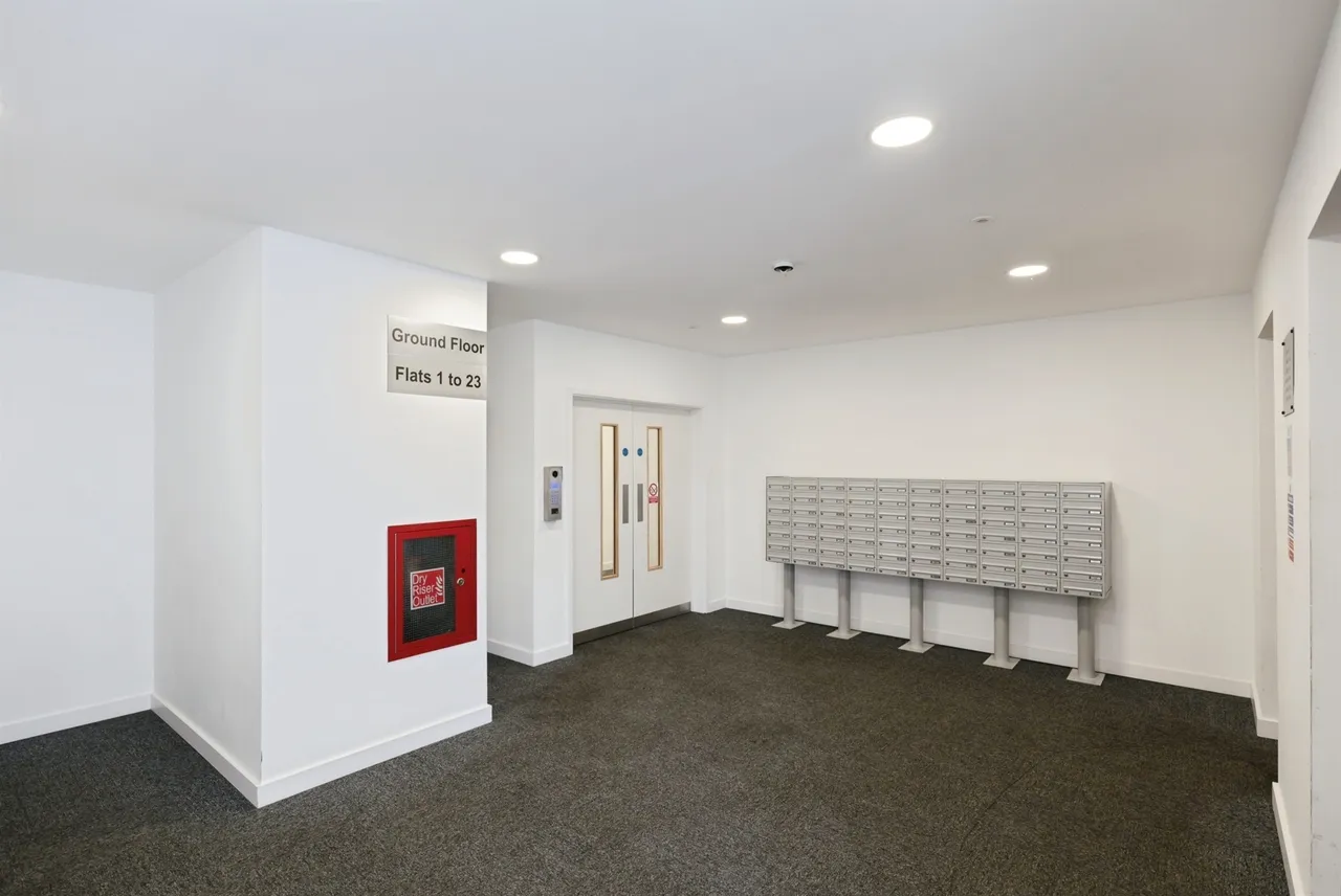 Cherry Tree Road, Watford, WD24, photo 9