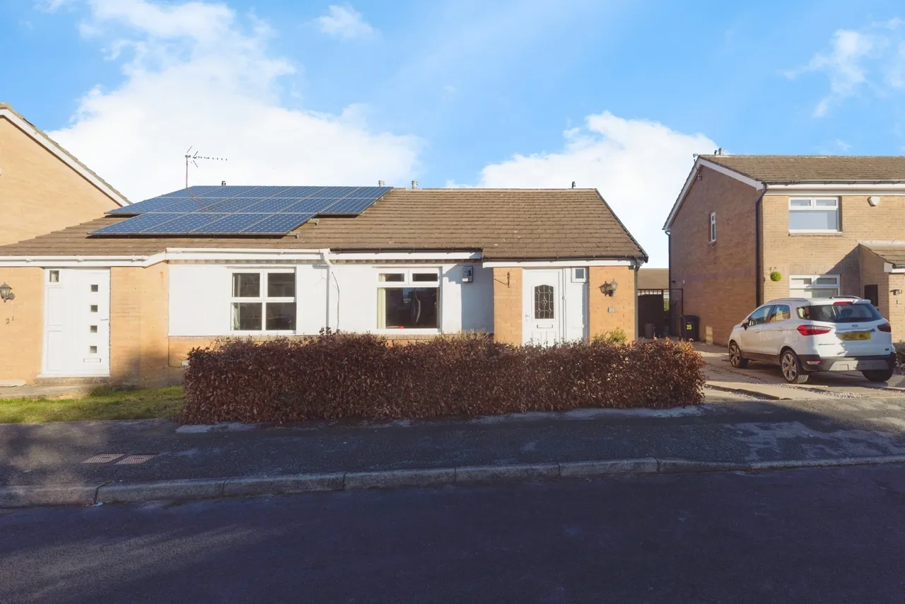 Ogden View Close, Halifax, West Yorkshire, HX2, photo 12