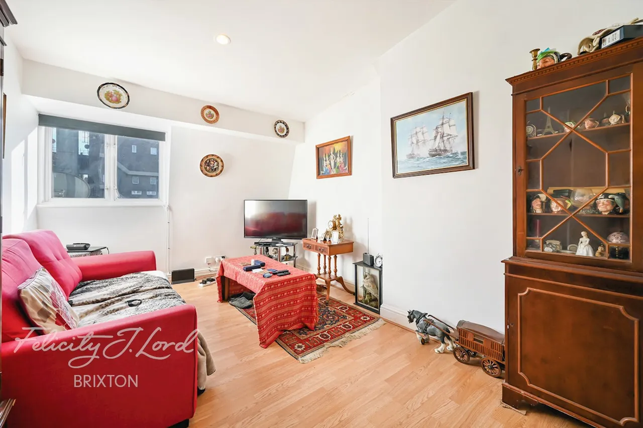 1 bed flat for sale, Coldharbour Lane, London