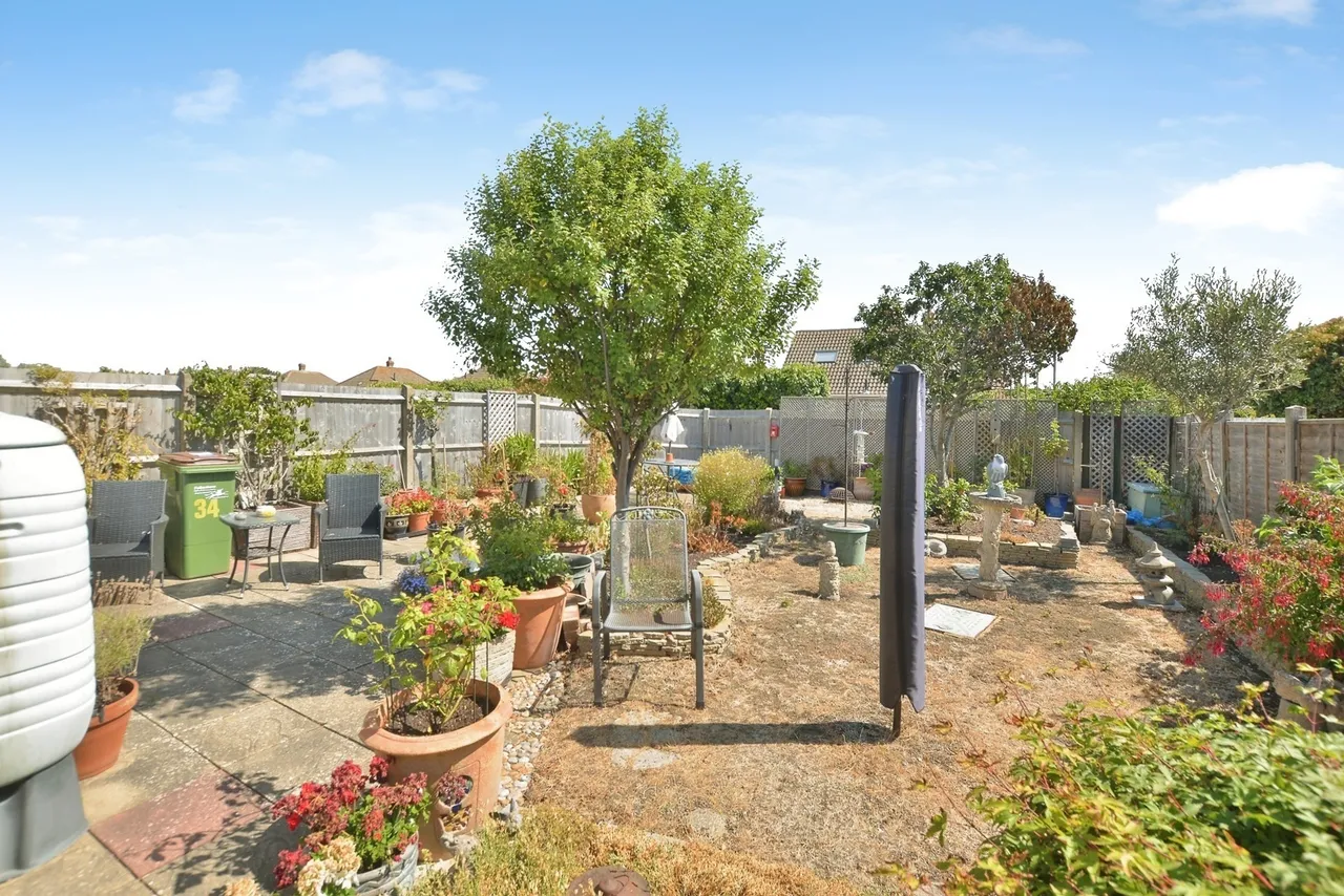 Leonard Road, Greatstone, New Romney, Kent, TN28, photo 10