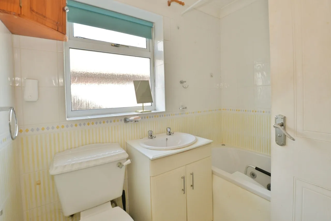 Leonard Road, Greatstone, New Romney, Kent, TN28, photo 9