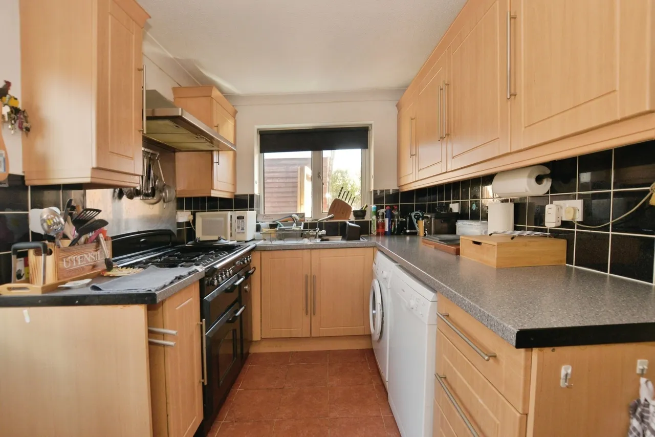 Leonard Road, Greatstone, New Romney, Kent, TN28, photo 2