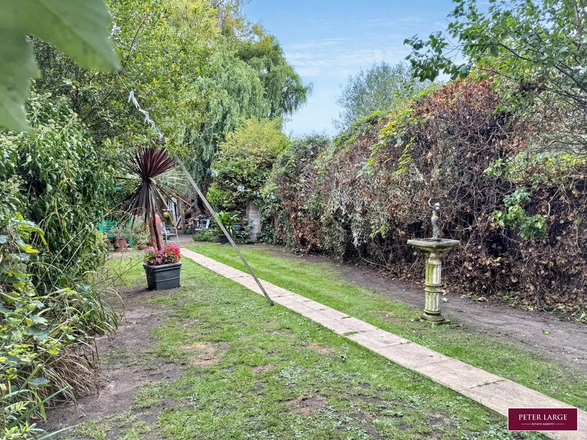 Weaver Avenue, Rhyl, LL18 4HN, photo 12