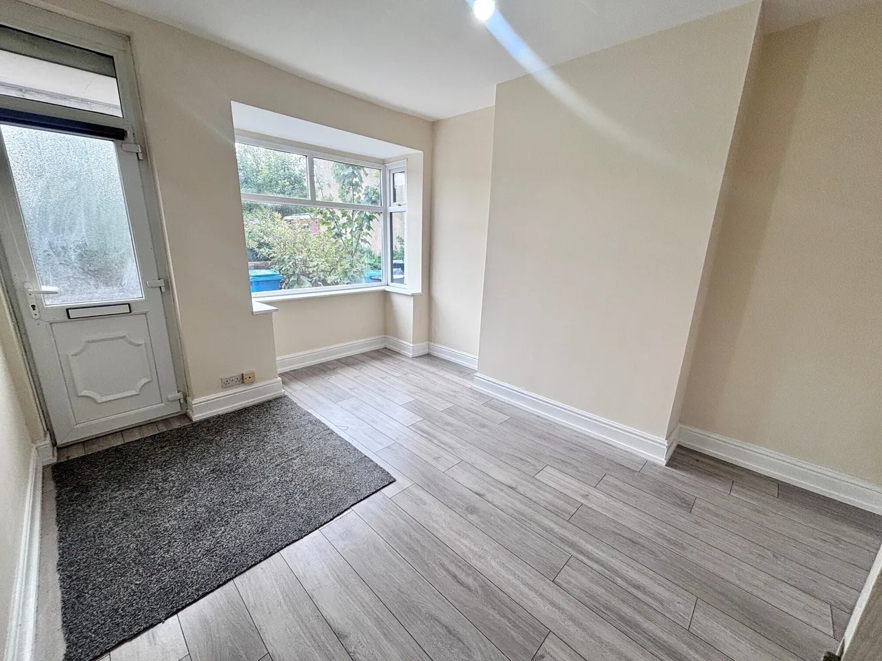 Clarence Avenue, Hull, HU9, photo 2