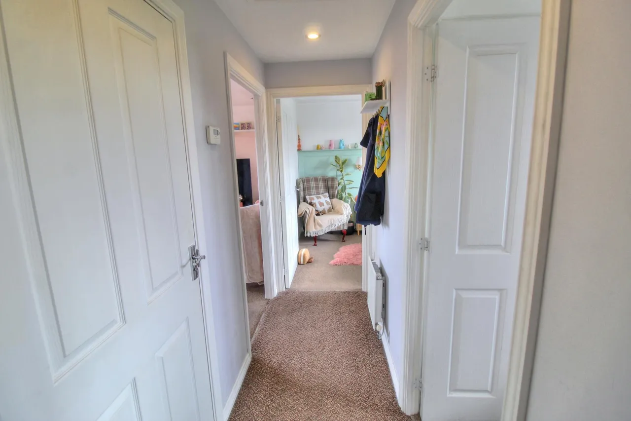 Halt Mews, Kingswinford, DY6, photo 13