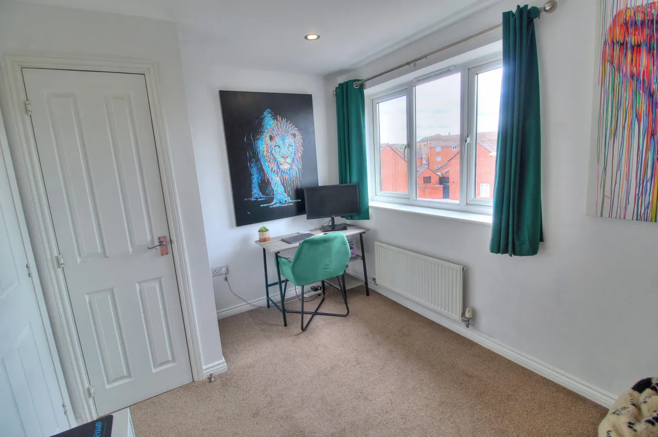 Halt Mews, Kingswinford, DY6, photo 11