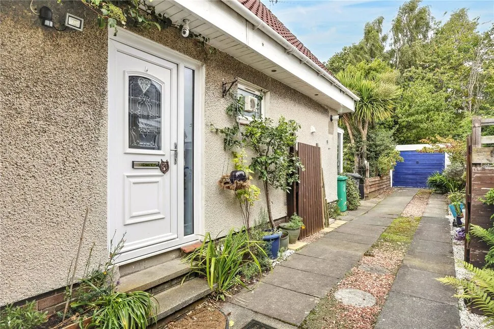 Carcraig Place, Dalgety Bay, Fife, KY11, photo 2