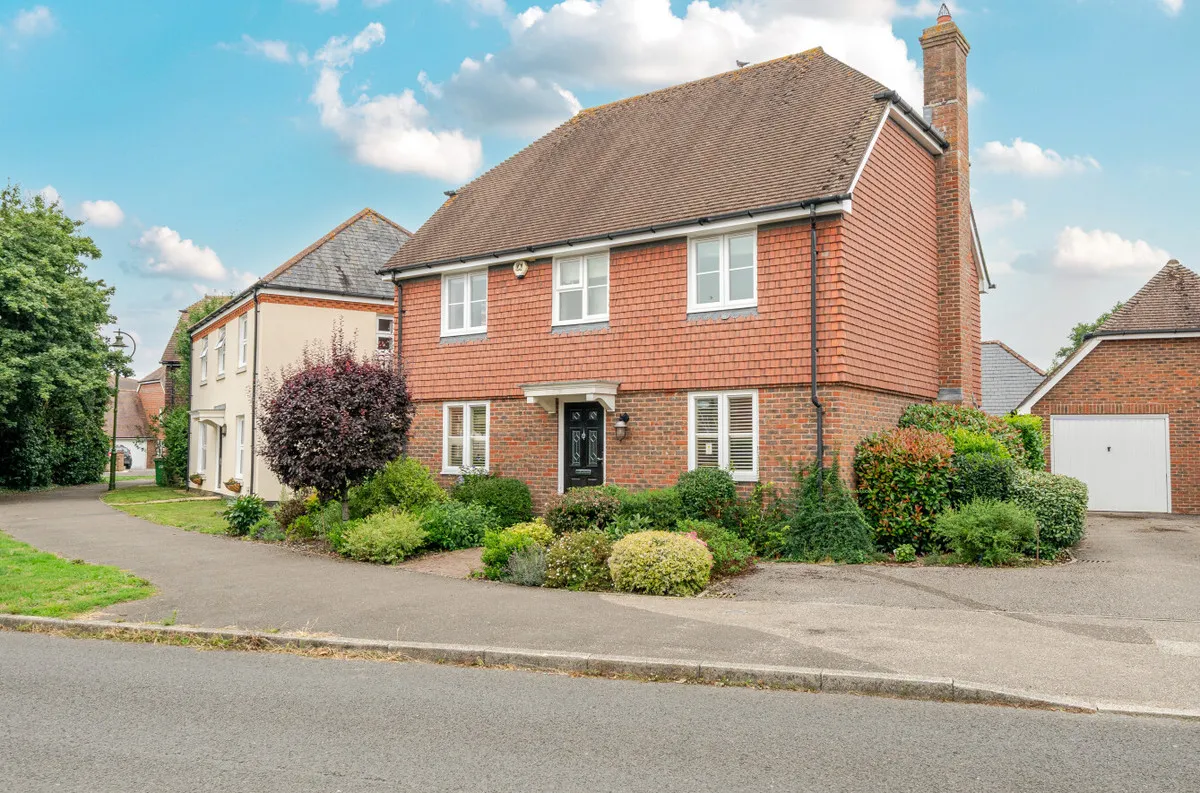 Billingshurst, RH14 9PA, photo 11