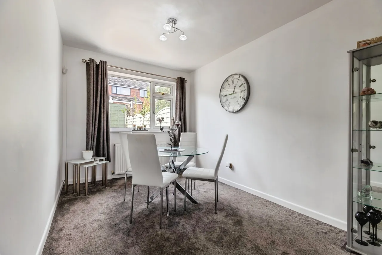 Moreton Drive, Bury, BL8, photo 6
