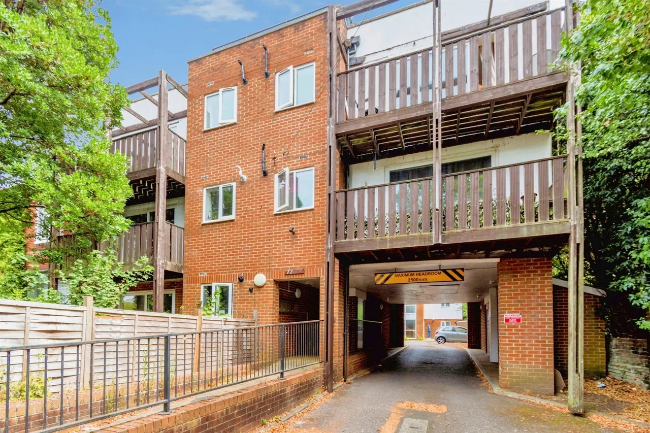 1 bed flat for sale — Hill Lane, Southampton