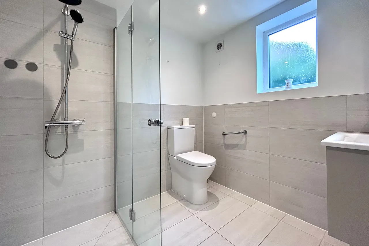 Sudbury Drive, Cheadle, photo 12