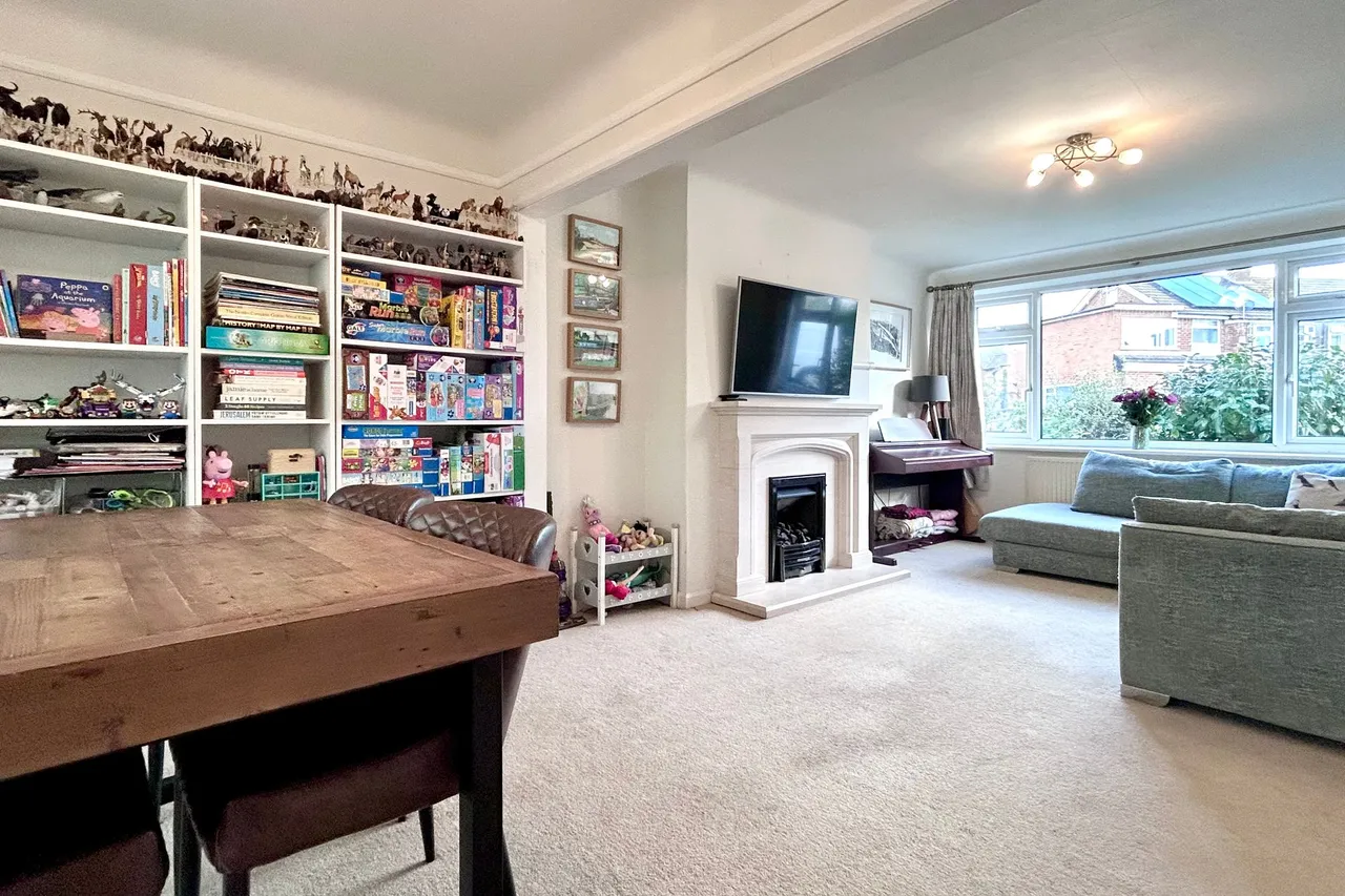 Sudbury Drive, Cheadle, photo 8