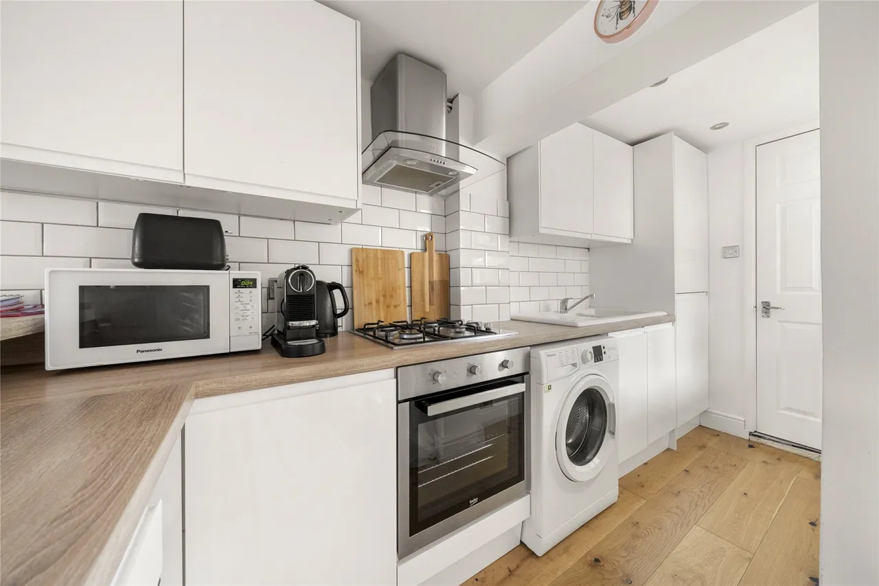 Heath Road, Weybridge, Surrey, KT13, photo 5