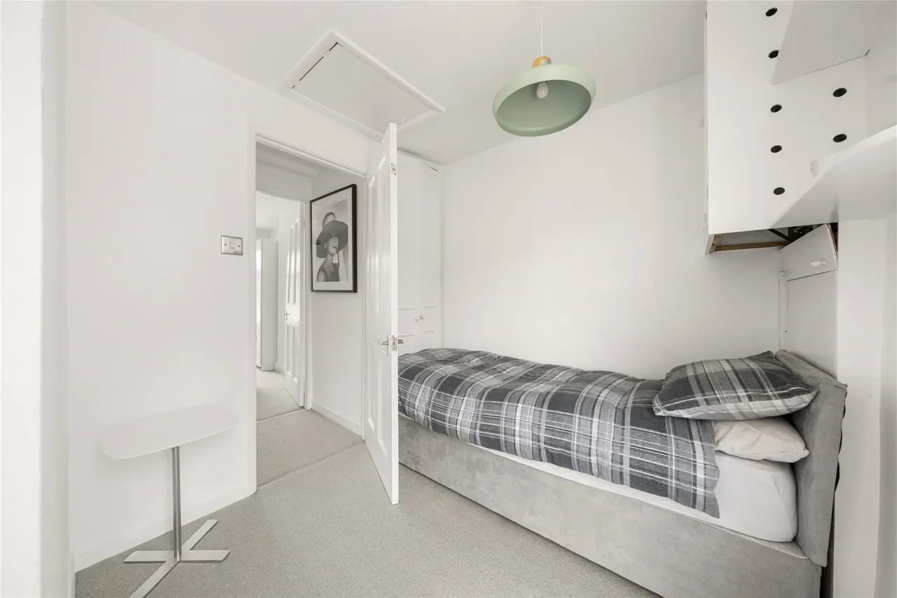 Heath Road, Weybridge, Surrey, KT13, photo 9