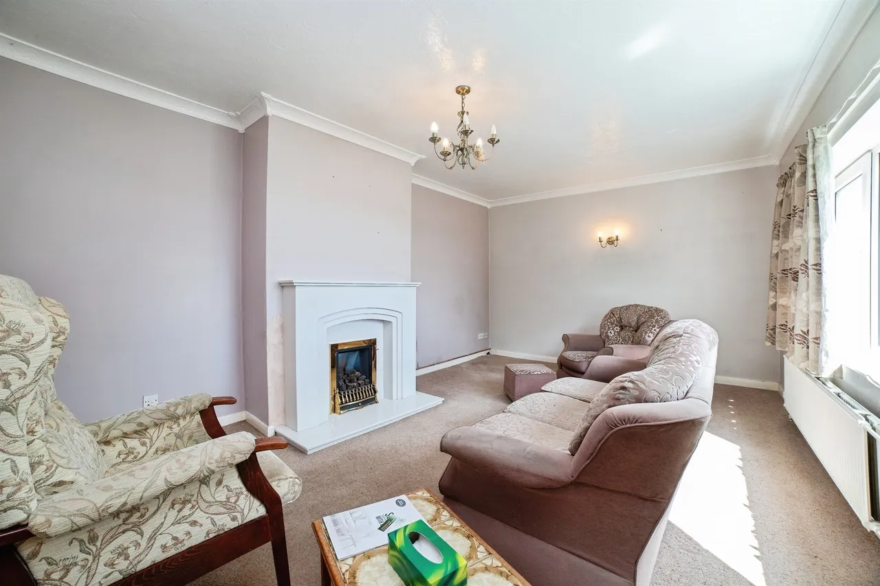 High Street, Stonebroom, DE55, photo 7